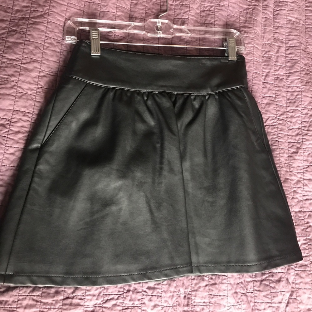 Leather like mini skirt- American Eagle